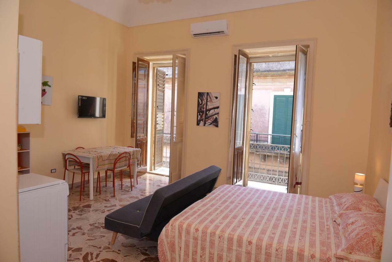 Strada Del Corso Da Alberto Apartment Avola Ngoại thất bức ảnh